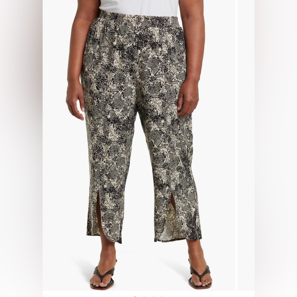 Royalty For Me wide leg capris pants. Size 1X - Picture 1 of 5